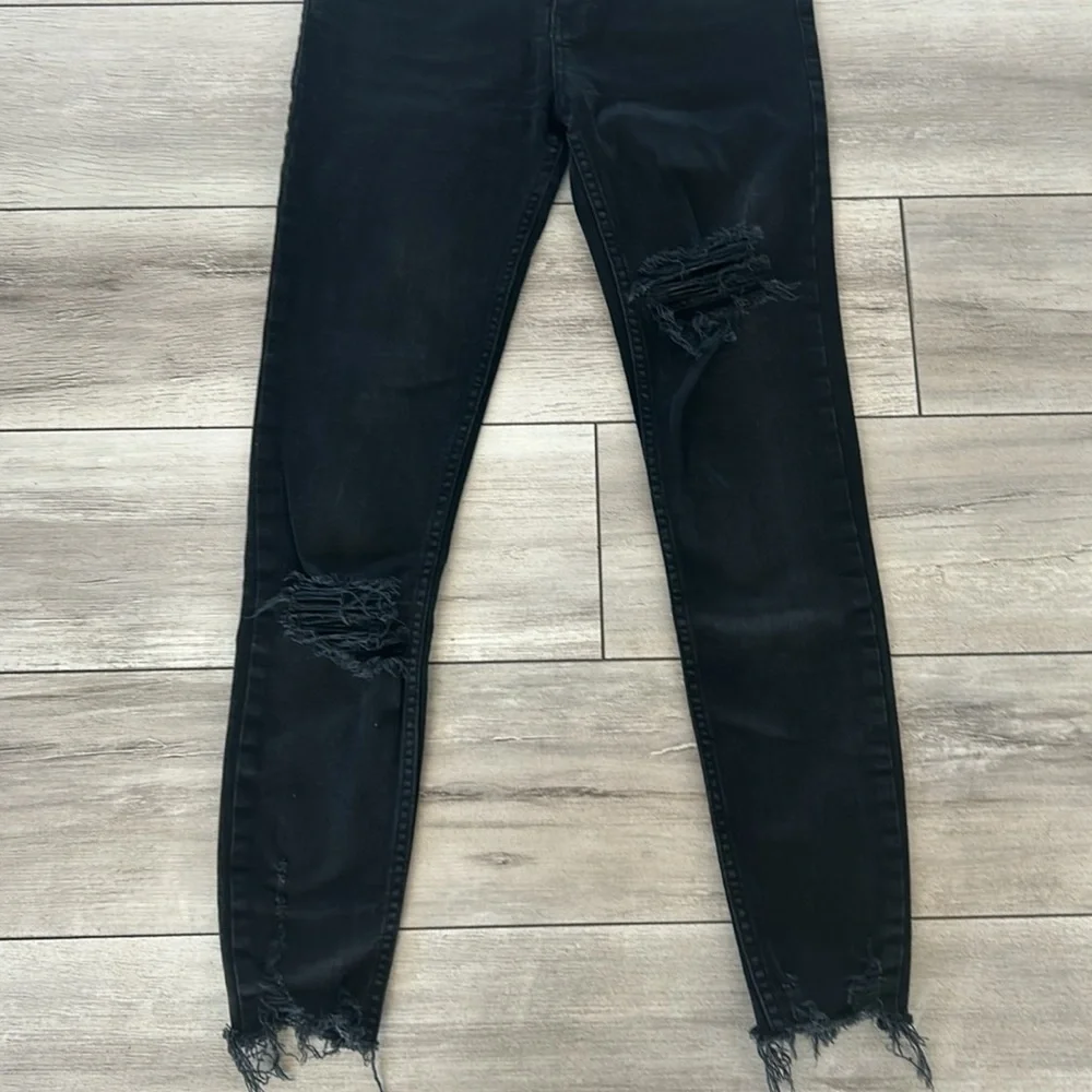 Free People skinny ankle jeans size 25 black
